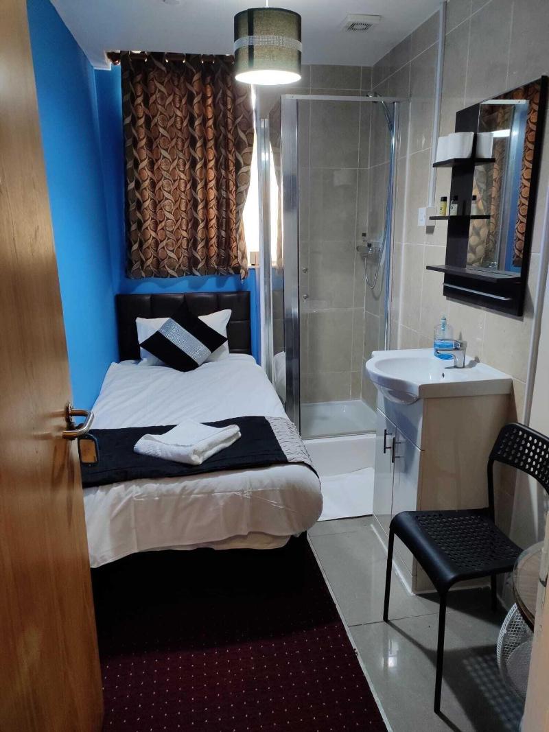 Pacific Inn London Heathrow - Genel