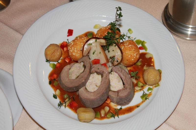 VadÃ¡szkÃ¼rt PanziÃ³ - Restoran