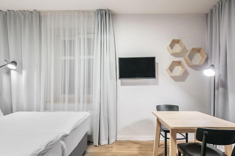 Pytloun Flat Hotel - Oda