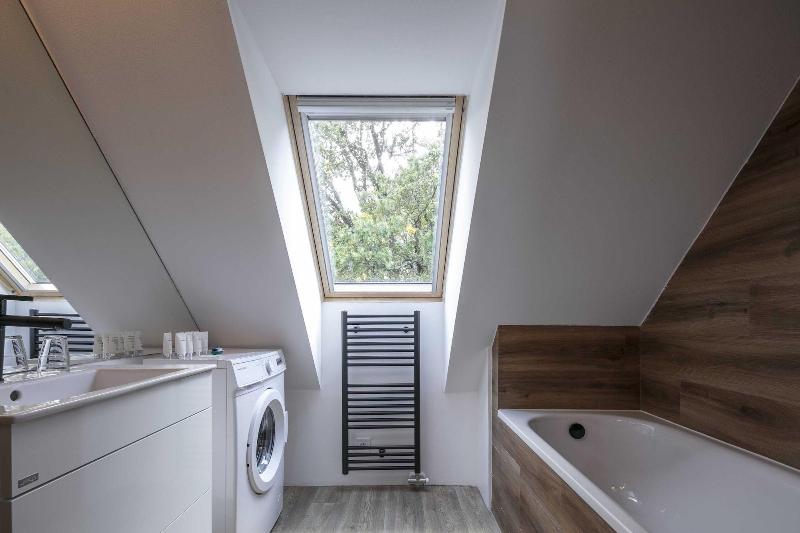 Pytloun Flat Hotel - Oda