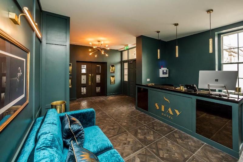 Stay Hotel - Lobi