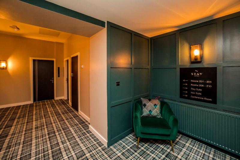 Stay Hotel - Lobi