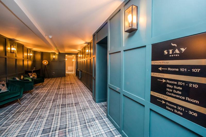 Stay Hotel - Lobi