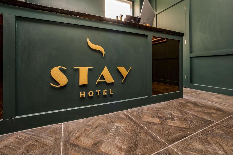Stay Hotel - Lobi