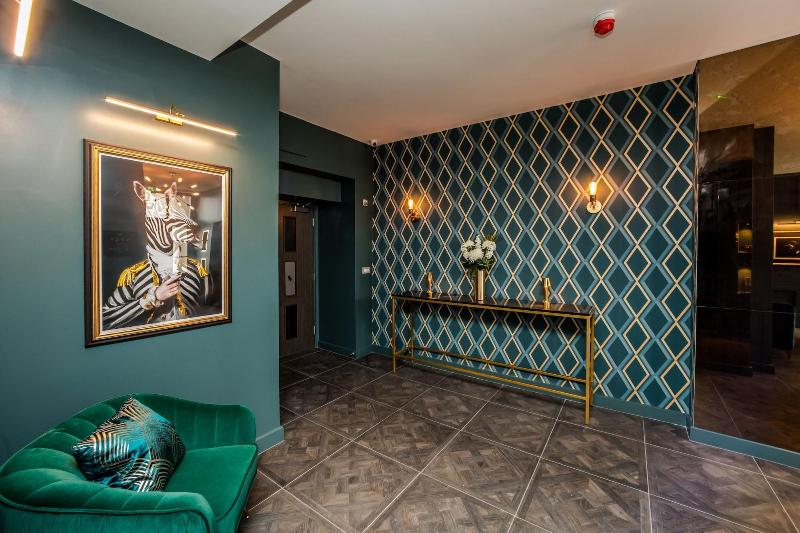 Stay Hotel - Lobi