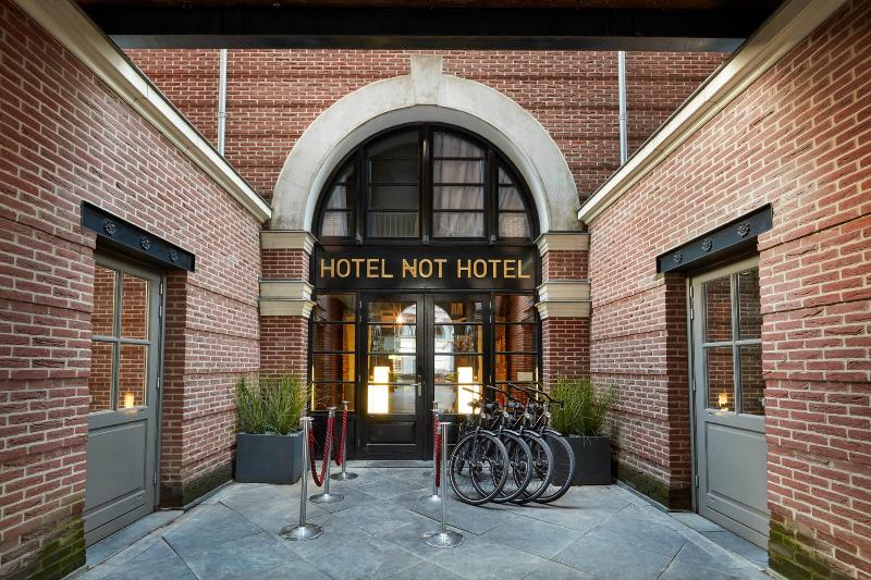 Hotel Not Hotel Rotterdam - Genel