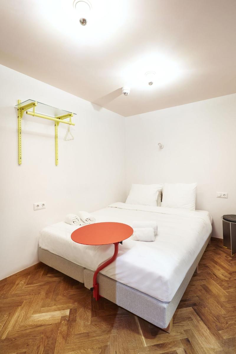 Hotel Not Hotel Rotterdam - Oda