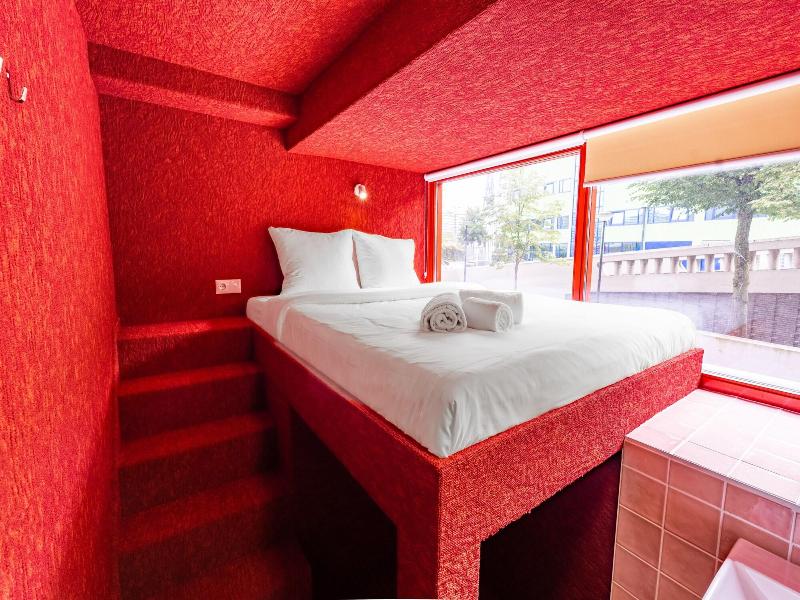 Hotel Not Hotel Rotterdam - Oda