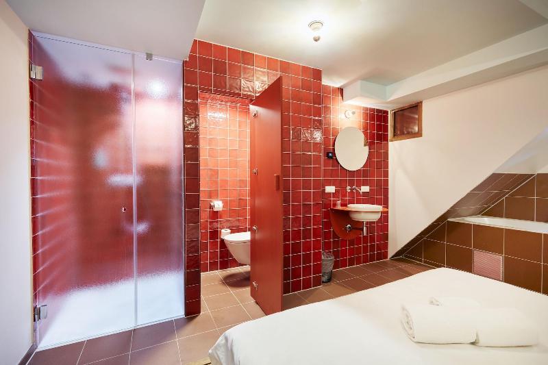 Hotel Not Hotel Rotterdam - Oda
