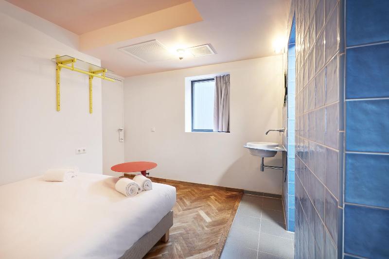 Hotel Not Hotel Rotterdam - Oda