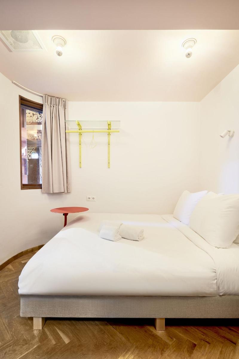 Hotel Not Hotel Rotterdam - Oda