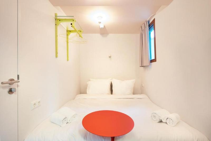 Hotel Not Hotel Rotterdam - Oda