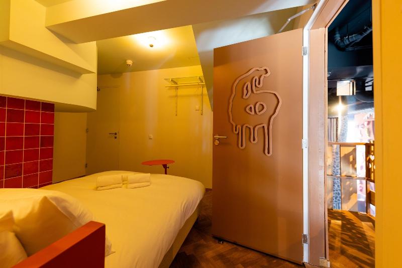 Hotel Not Hotel Rotterdam - Oda