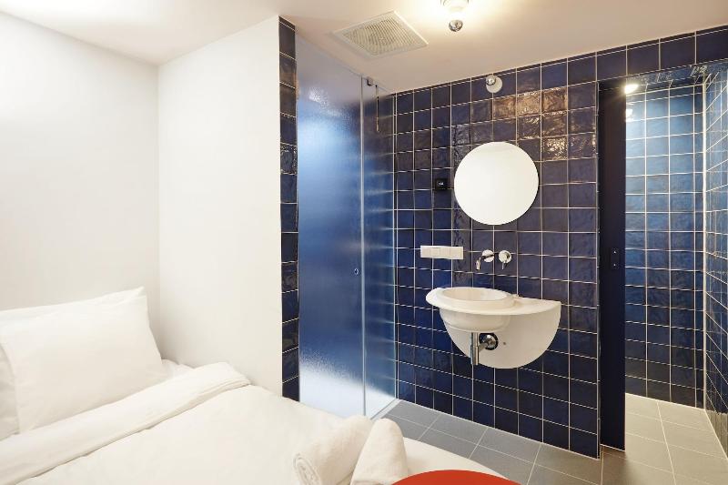 Hotel Not Hotel Rotterdam - Oda