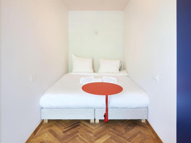 Hotel Not Hotel Rotterdam - Oda