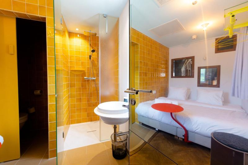 Hotel Not Hotel Rotterdam - Oda