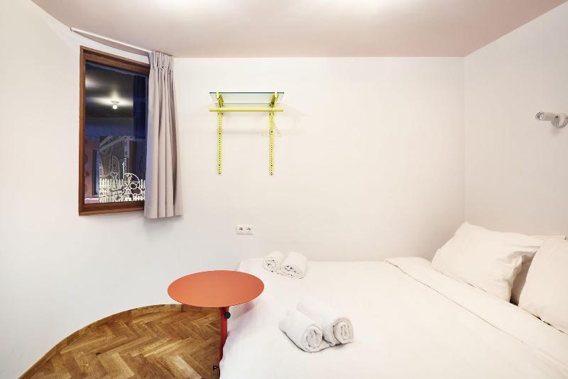 Hotel Not Hotel Rotterdam - Oda