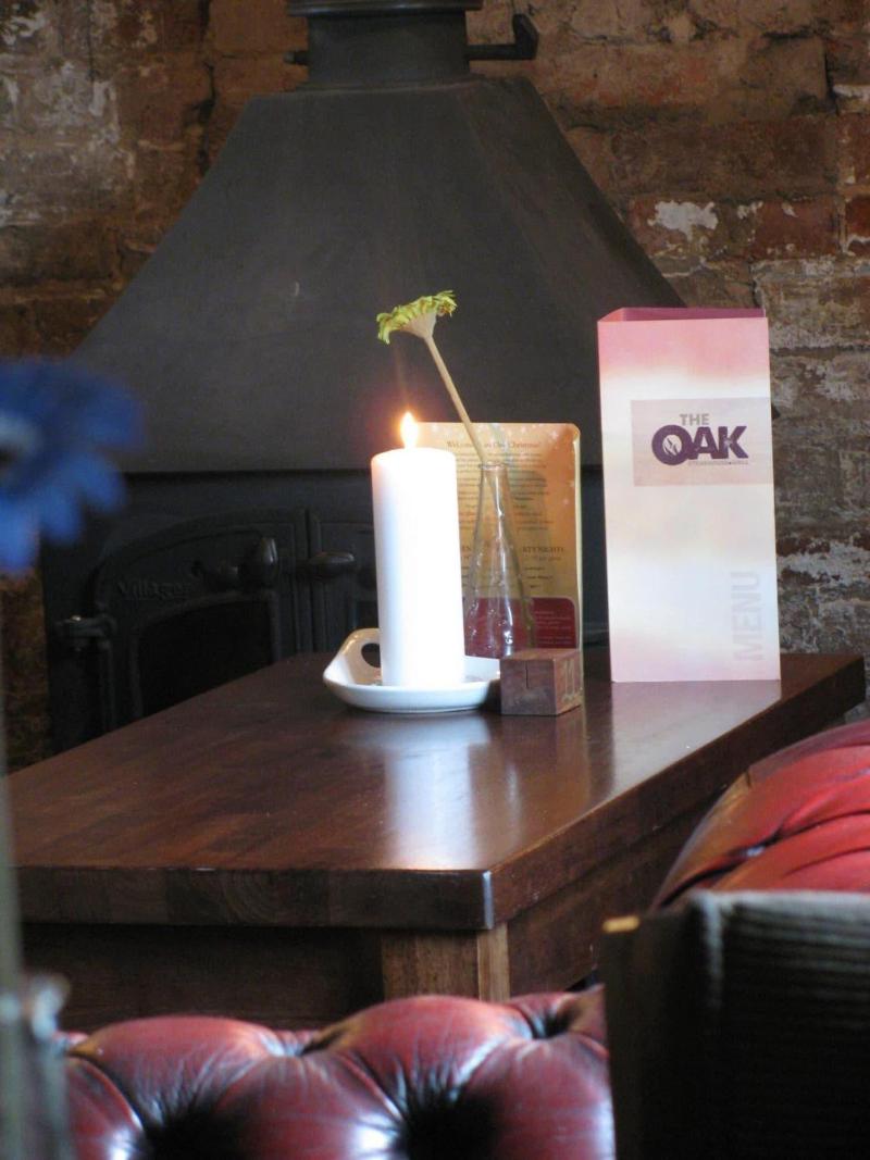 The Oak - Lobi