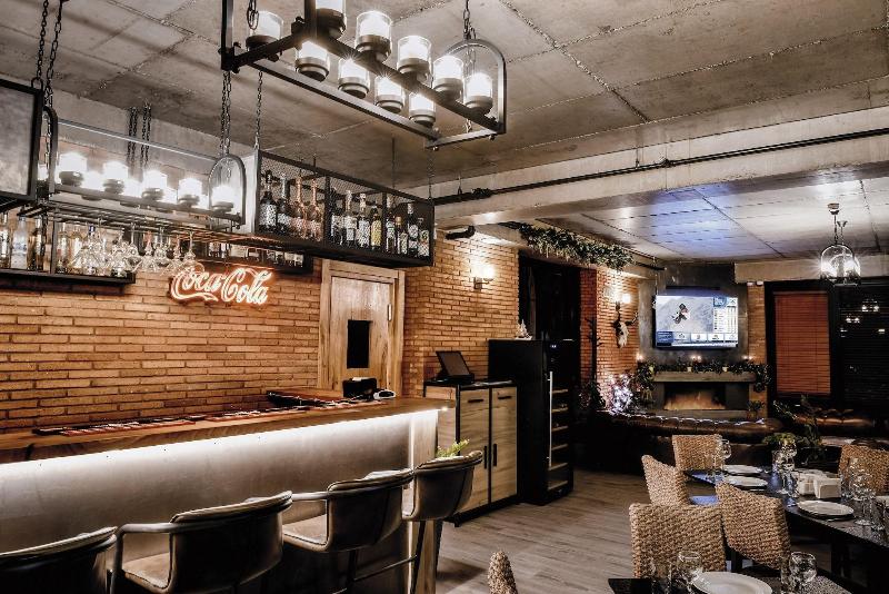 Gudauri Hills ApartHotel - Bar