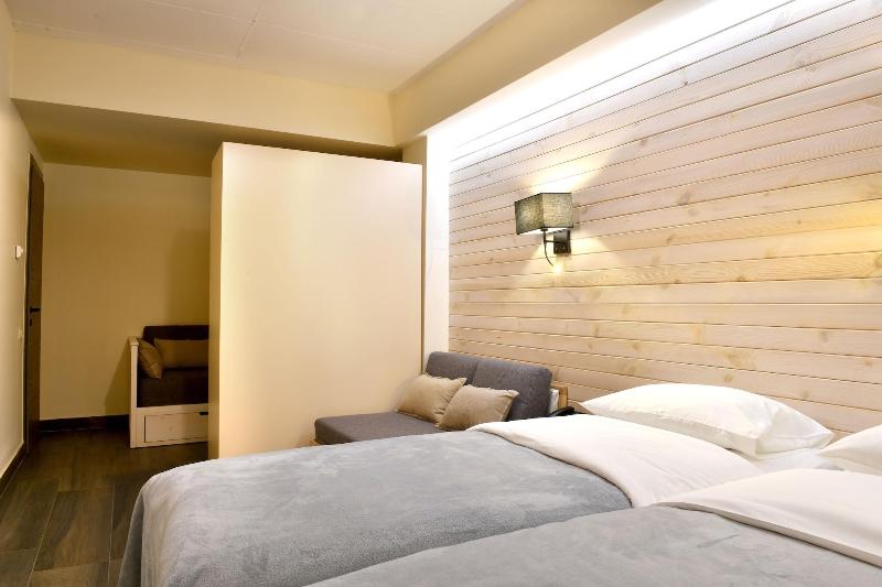 Gudauri Hills ApartHotel - Oda