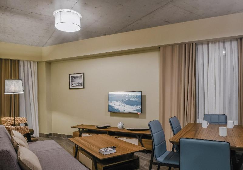 Gudauri Hills ApartHotel - Oda
