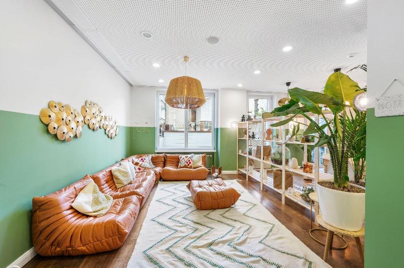 Becozy Self Check-in & Pop-up Hotel - Lobi