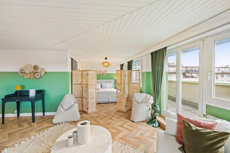 Becozy Self Check-in & Pop-up Hotel - Oda