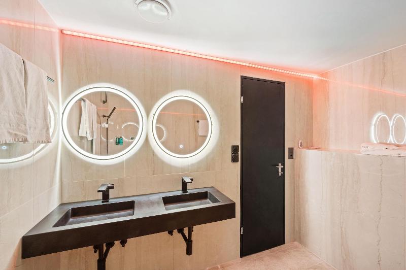 Becozy Self Check-in & Pop-up Hotel - Oda