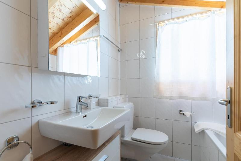 Chalet Belle Roche Recently Renovated Jacuzzi - Oda