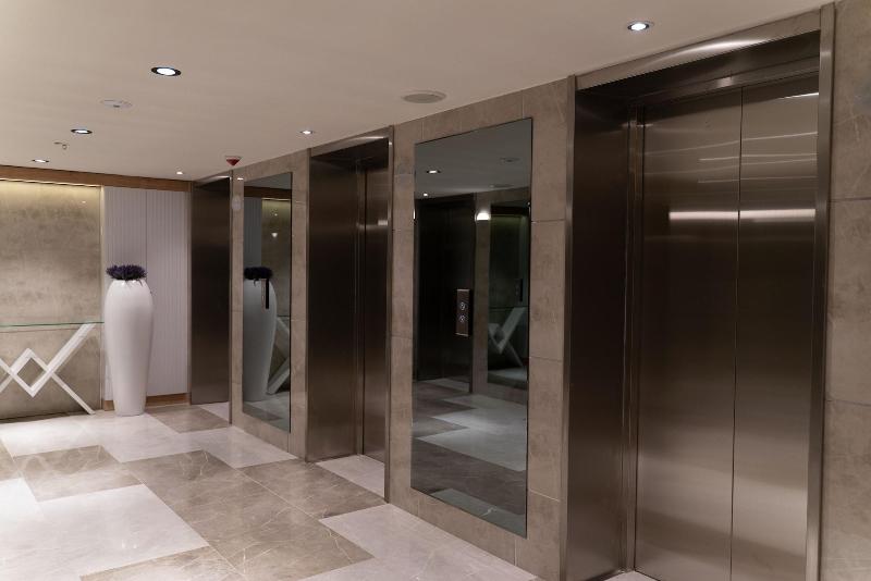 Grand City Apartments Batumi - Lobi