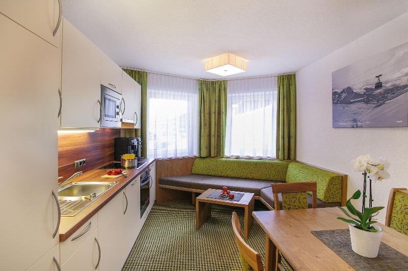 Hotel Chasa Sulai - Oda