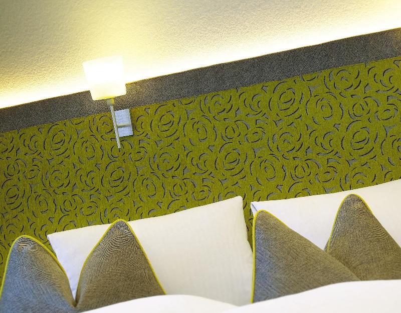 Hotel Chasa Sulai - Oda