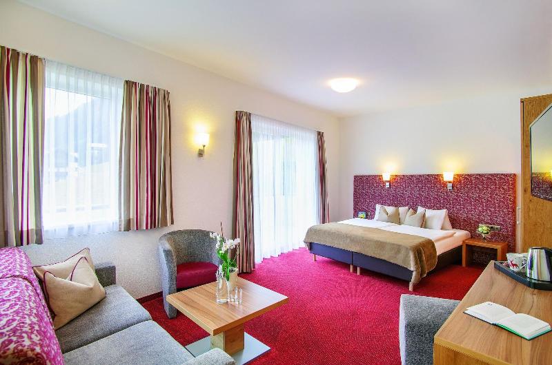 Hotel Chasa Sulai - Oda