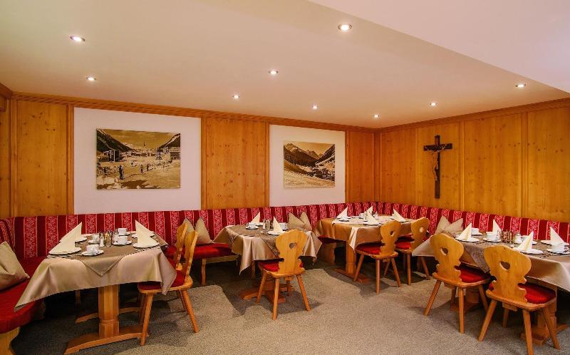 Hotel Chasa Sulai - Restoran