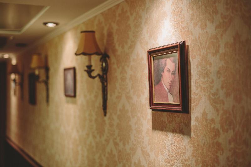 Mozart Hotel - Lobi