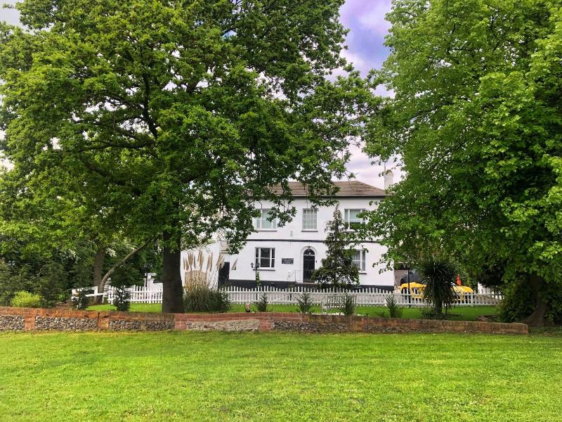 Stifford clays farm hotel - Genel