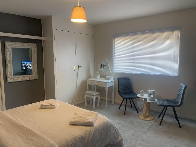 Stifford clays farm hotel - Oda