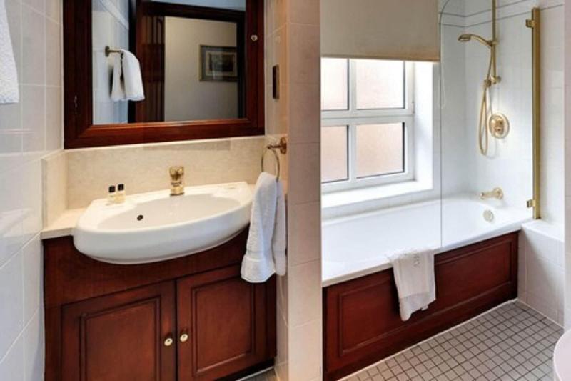 Carlton Court - Mayfair - Oda