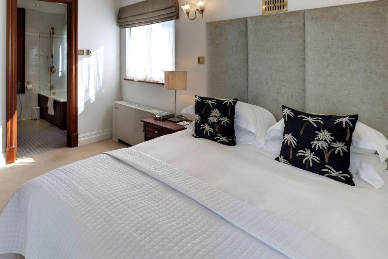 Carlton Court - Mayfair - Oda