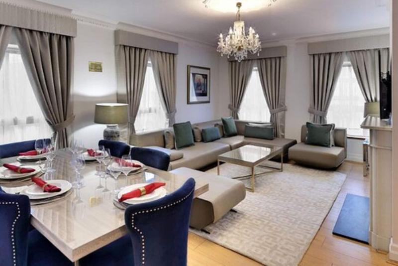 Carlton Court - Mayfair - Oda