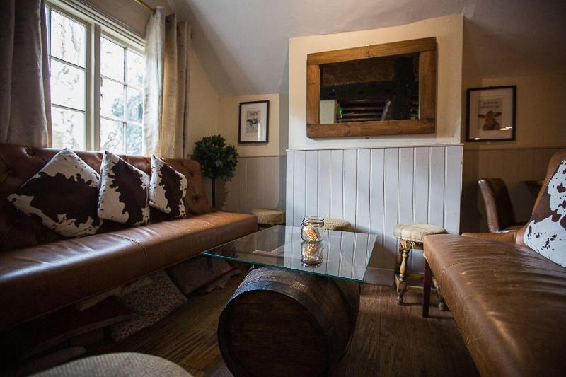 The Bull Inn Pub - Bar