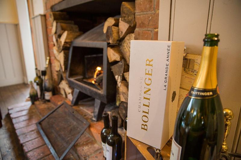 The Bull Inn Pub - Lobi
