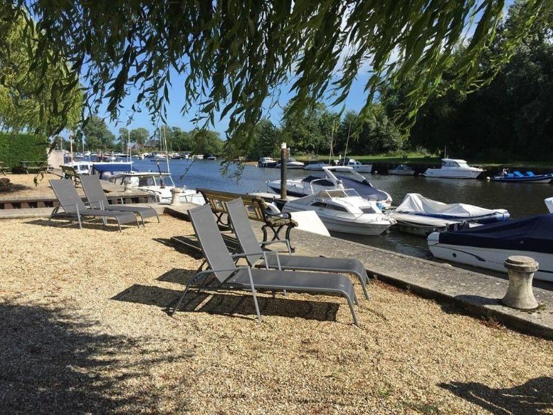 Riverside Park Self Catering Holidays - Genel