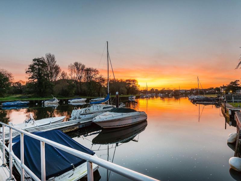 Riverside Park Self Catering Holidays - Genel