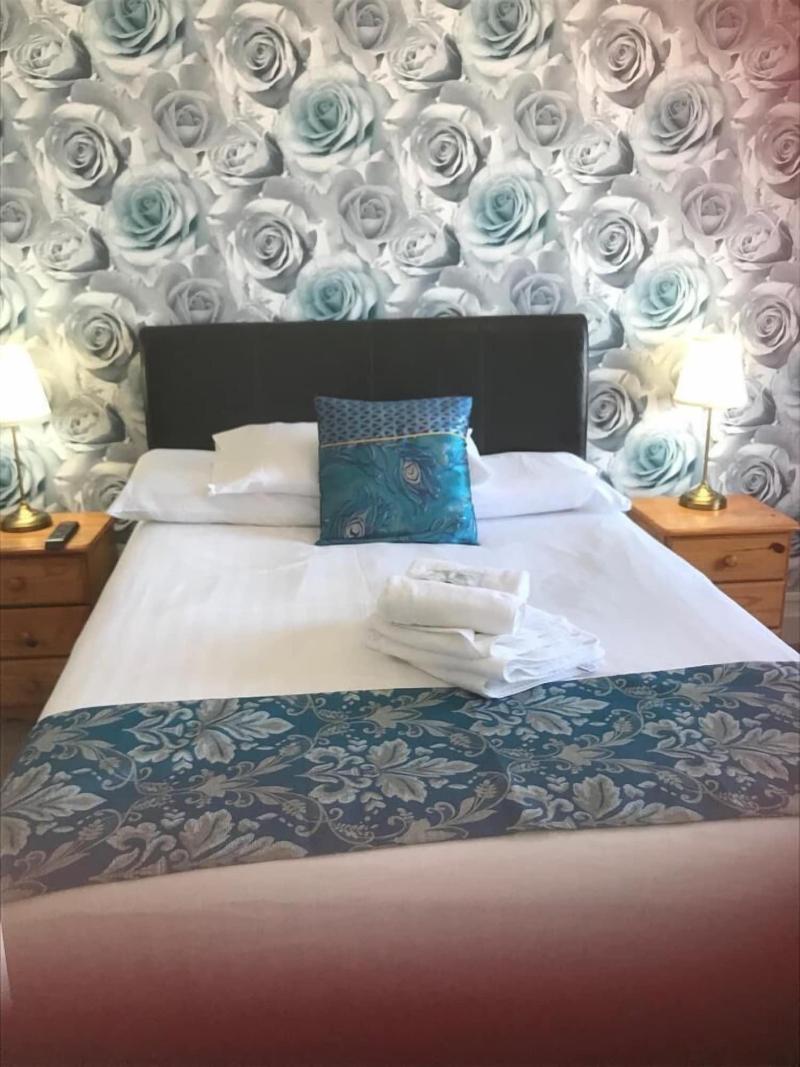 Hotel 242 - Oda