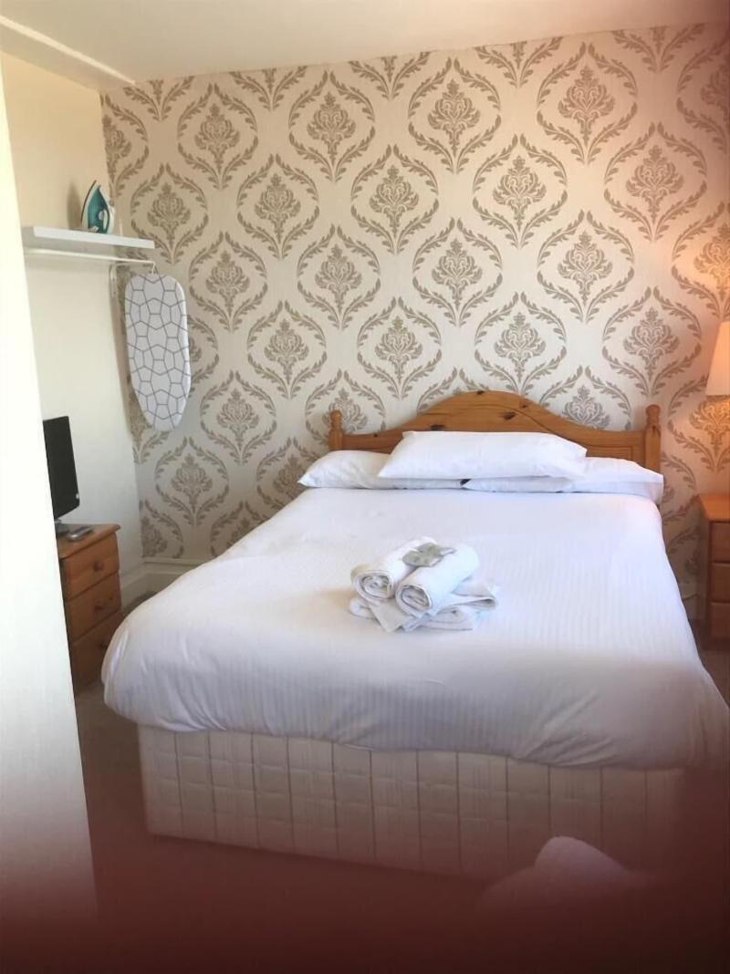Hotel 242 - Oda