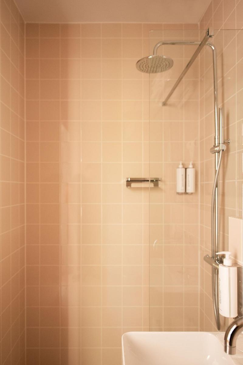 171. Urban Design Hotel - Oda