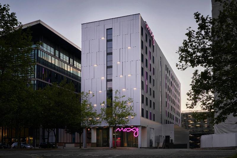 Moxy Milton Keynes - Genel
