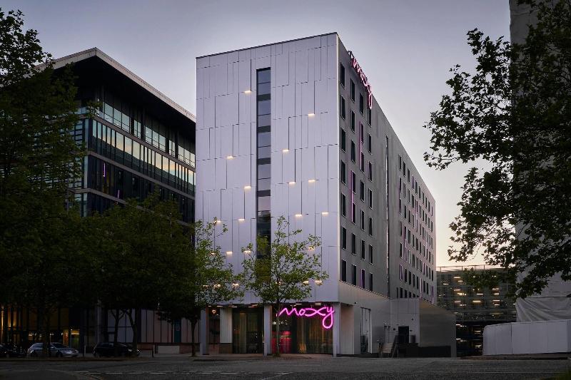 Moxy Milton Keynes - Genel
