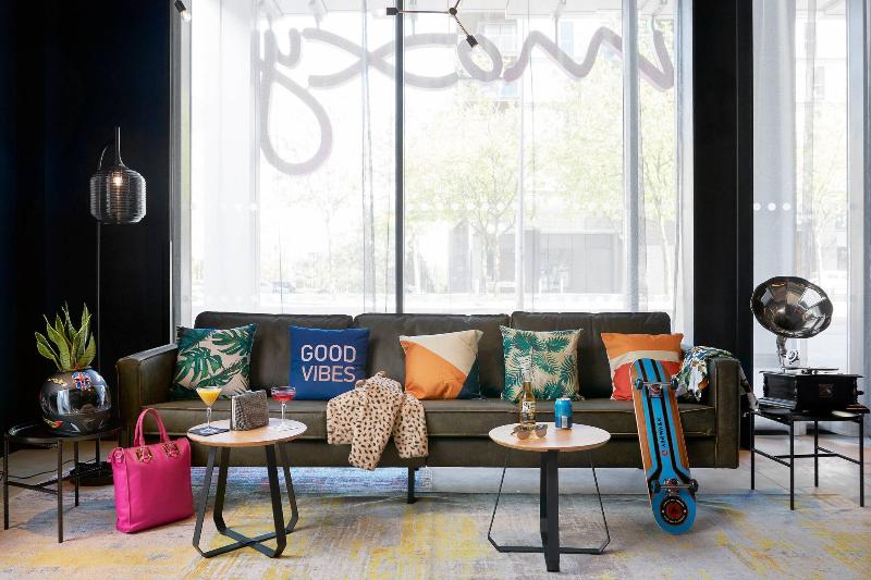 Moxy Milton Keynes - Genel